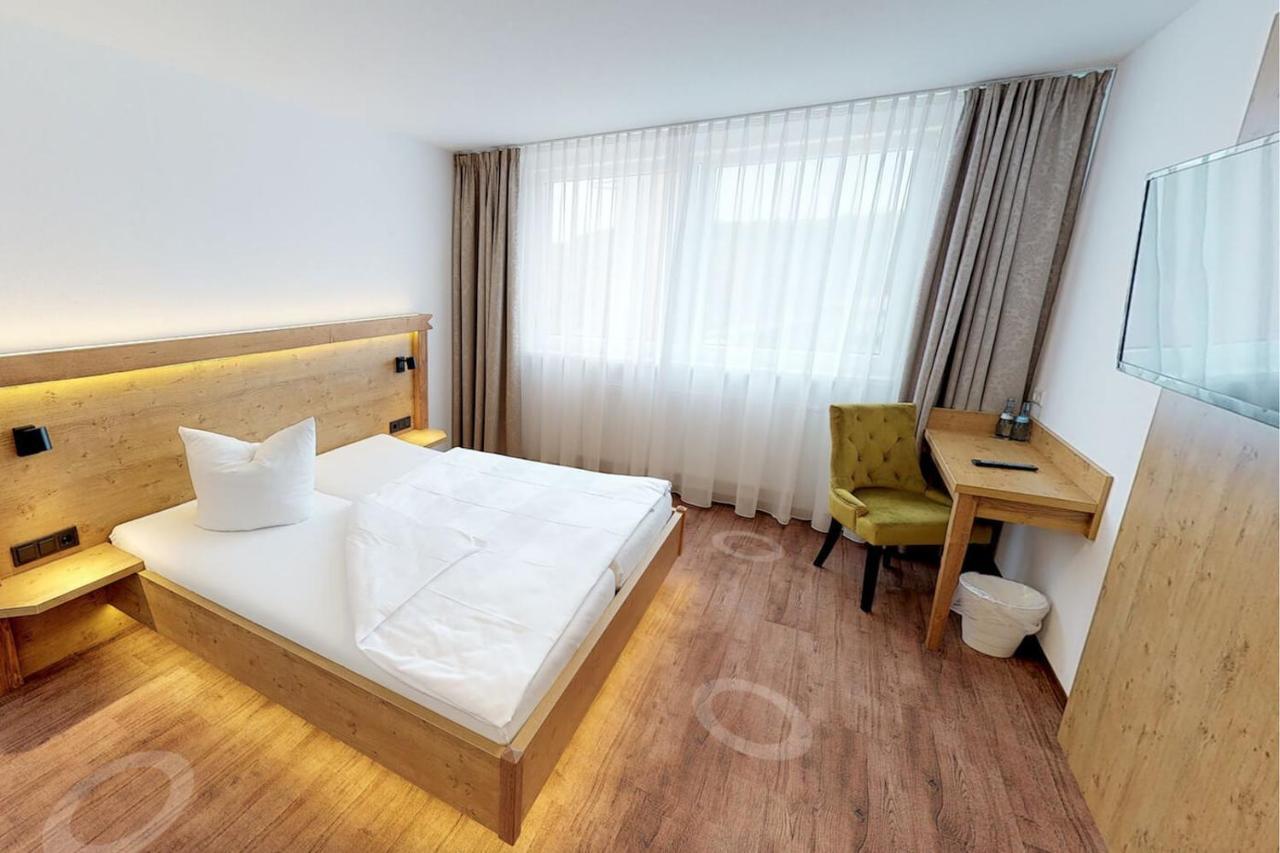 Hotel Forsthof à Steinheim an der Murr Extérieur photo