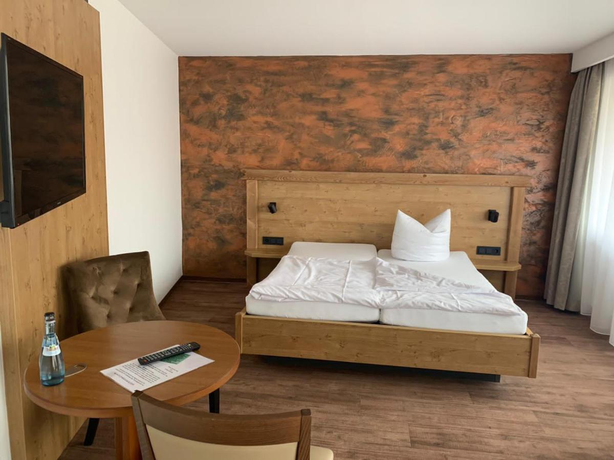 Hotel Forsthof à Steinheim an der Murr Extérieur photo