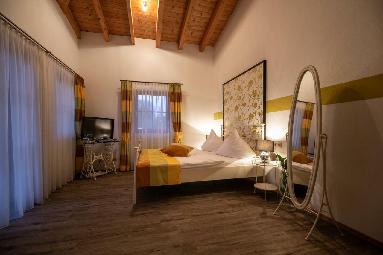 Hotel Forsthof à Steinheim an der Murr Extérieur photo
